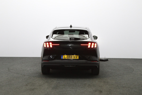 Ford Mustang Mach-E RWD 75 kWh, SOH 94 %, Adap. Cruise Control, Leder, B&O Sound, Camera, Winterpakket