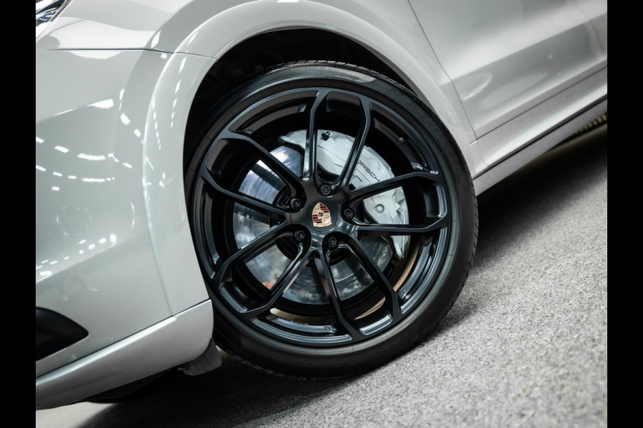 Porsche Cayenne 2.9 S Kreid grijze Cayenne S met Carbonpack, GT wielen, diamondbrakes unieke uitvoering