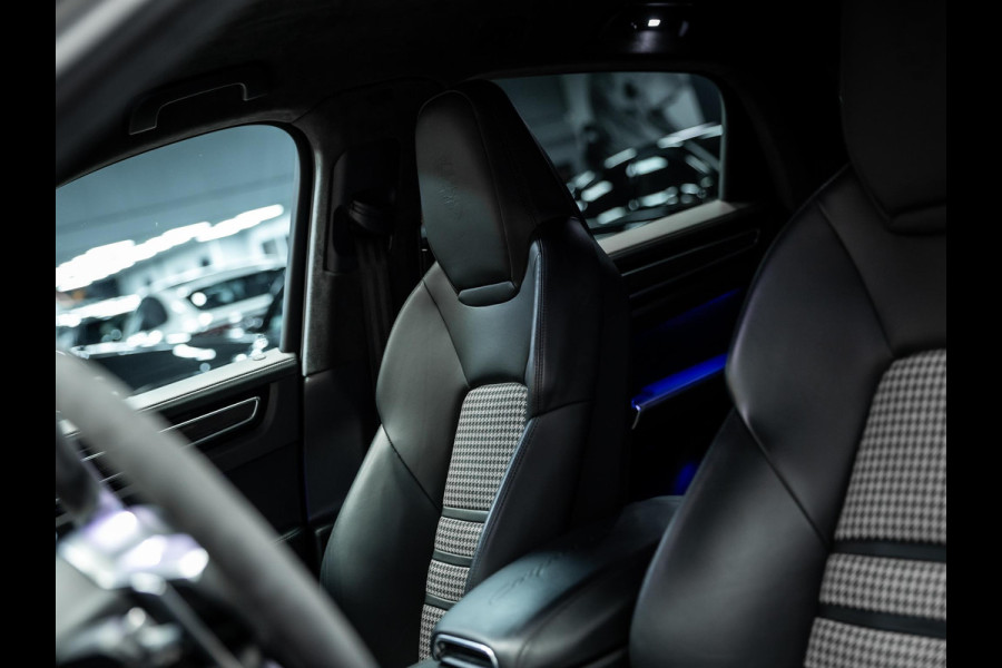 Porsche Cayenne 2.9 S Kreid grijze Cayenne S met Carbonpack, GT wielen, diamondbrakes unieke uitvoering