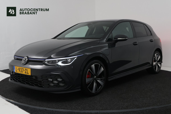 Volkswagen Golf 1.4 eHybrid GTE (MATRIX, STOEL/STUUR VERWARMING, CAMERA, HUD-DISPLAY)