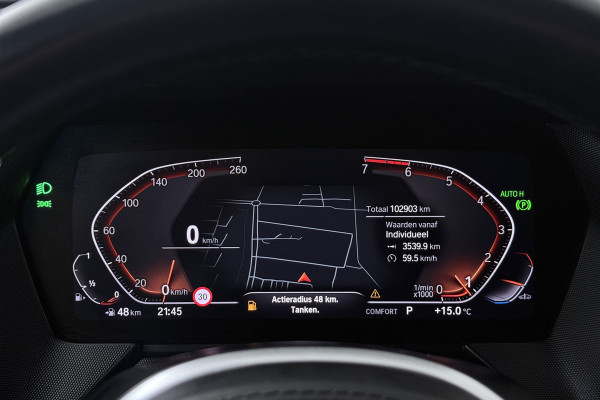 BMW 1-serie 118i Executive Edition (CAMERA, SFEERVERLICHTING, NAVIGATIE CARPLAY, DIGITALE COCKPIT)