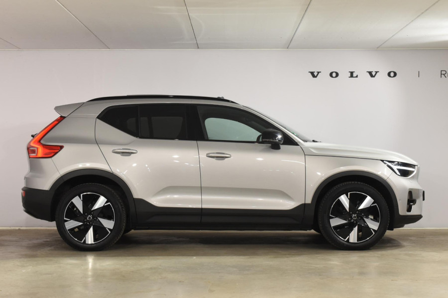 Volvo XC40 Single Motor Extended Range Ultimate 82 kWh / Adaptieve cruise control / Elektrische achterklep / Stoel - en stuurwielverwarming / Elektrisch verstelbare voorstoelen met geheugen / Extra getint glas / 360 Camera / Harman Kardon /