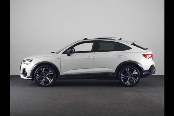 Audi Q3 Sportback 45 TFSI quattro edition one 230pk | Navigatie | Parkeercamera | B&O Audio | Panoramadak | Lederen bekleding