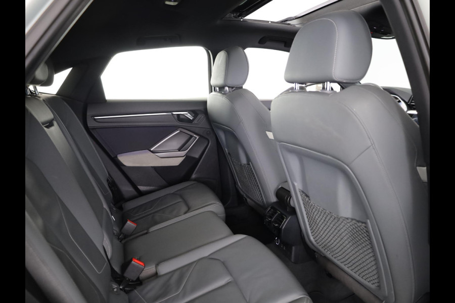 Audi Q3 Sportback 45 TFSI quattro edition one 230pk | Navigatie | Parkeercamera | B&O Audio | Panoramadak | Lederen bekleding