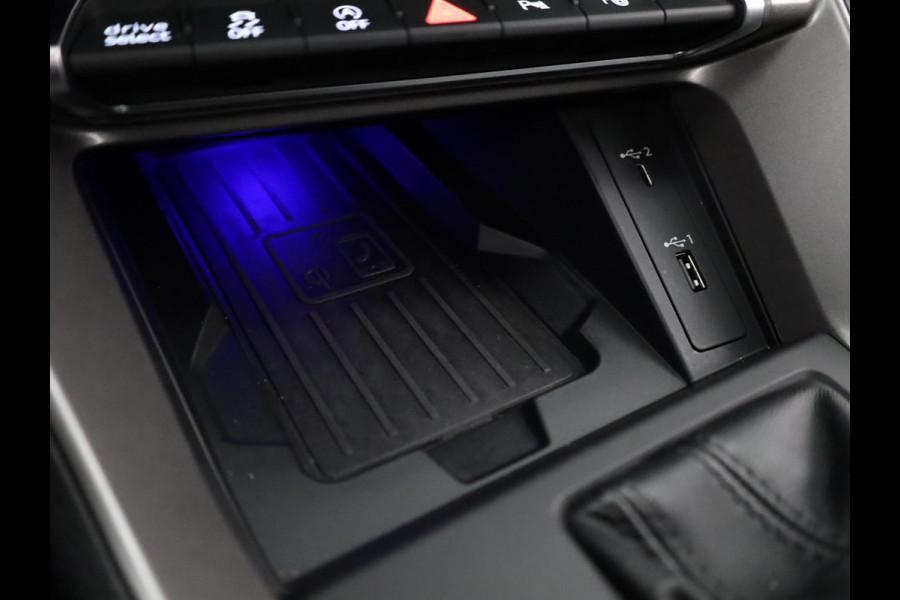 Audi Q3 Sportback 45 TFSI quattro edition one 230pk | Navigatie | Parkeercamera | B&O Audio | Panoramadak | Lederen bekleding