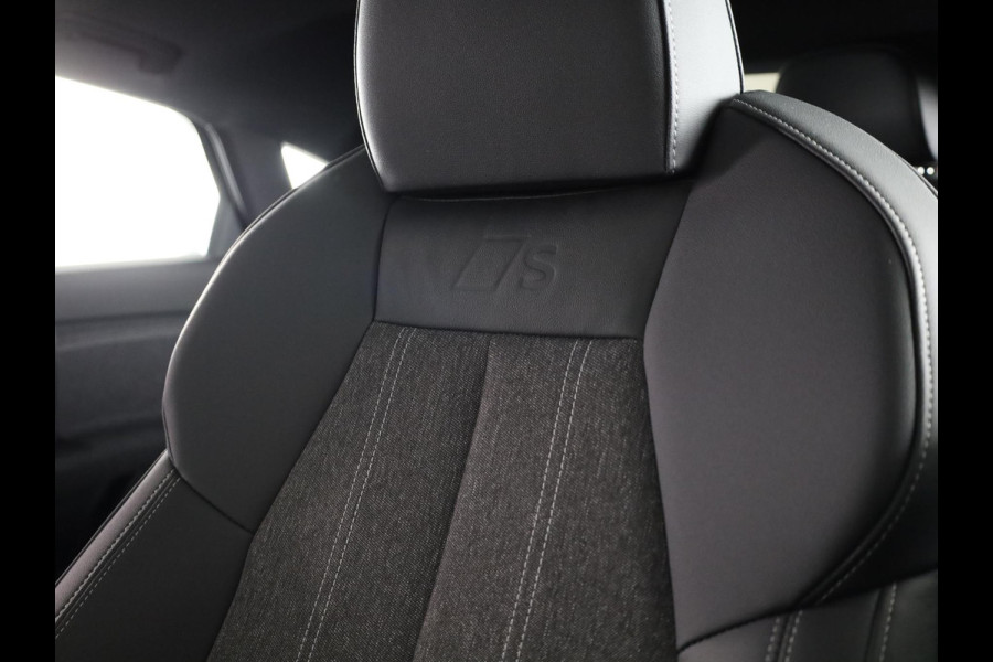 Audi Q6 Sportback e-tron Advanced edition 83 kWh 252 pk | Private lease vanaf € 998,- per maand | Verlengde garantie | Navigatie | Warmtepomp | Panoramadak | Parkeersensoren (Park assist) | Rondomzicht camera | Stoelverwarming v/a |