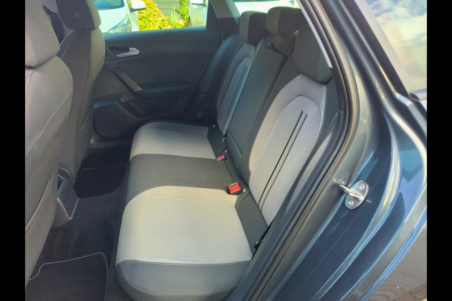 Seat Leon Sportstourer 1.0 eTSI Style AUTOMAAT uit 2024 Rijklaar “Sinds 1970 | 5.000+ reviews | Score 9,5 | Service zoals ’t hoort” Henk Jongen Auto's in Helmond,  al 50 jaar service zoals 't hoort!