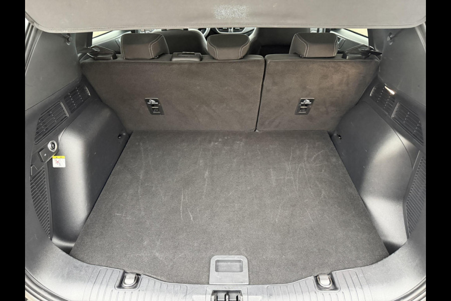 Ford Kuga 2.5 PHEV Titanium 243pk | Wegklapbare trekhaak | Winter Pack | Adaptive cruise control | 360 graden camera | Reservewiel