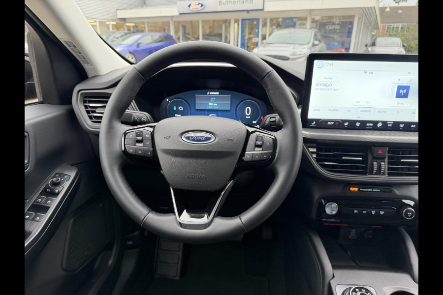 Ford Kuga 2.5 PHEV Titanium 243pk | Wegklapbare trekhaak | Winter Pack | Adaptive cruise control | 360 graden camera | Reservewiel