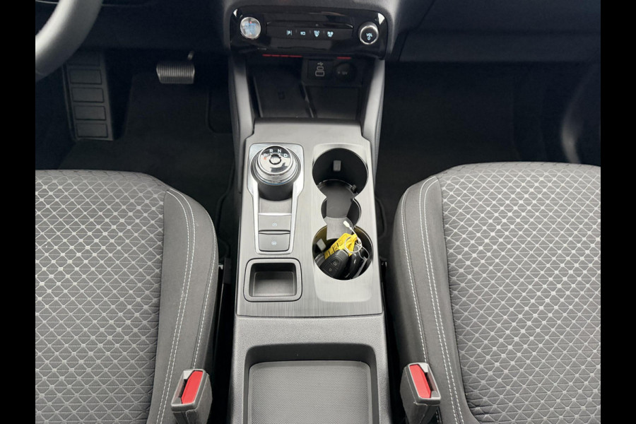 Ford Kuga 2.5 PHEV Titanium 243pk | Wegklapbare trekhaak | Winter Pack | Adaptive cruise control | 360 graden camera | Reservewiel