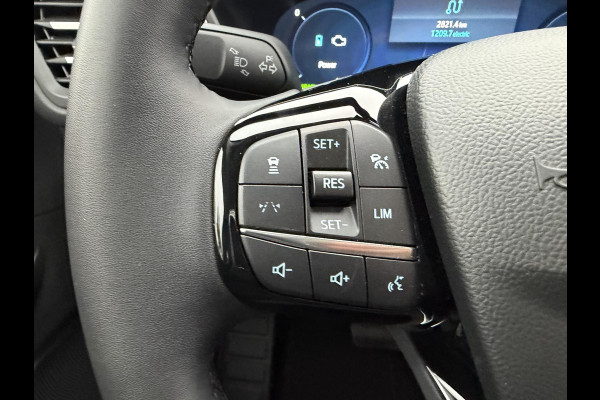 Ford Kuga 2.5 PHEV Titanium 243pk | Wegklapbare trekhaak | Winter Pack | Adaptive cruise control | 360 graden camera | Reservewiel