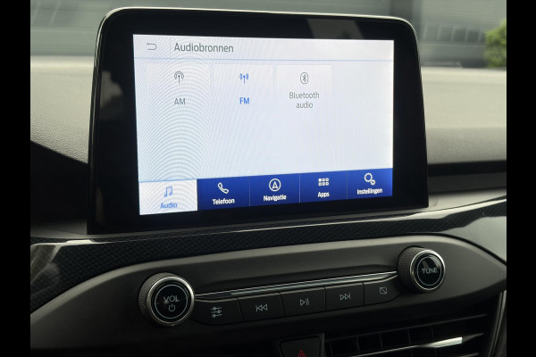 Ford FOCUS Wagon 1.0 EcoBoost ST Line Business ✓2e Eigenaar✓Carplay✓Trekhaak✓Camera✓Keyless✓Stoelverw✓Clima✓Cruise✓Dealer Onderhouden✓Recent beurt gehad✓PDc V+A✓6 Bak✓125pk✓Lm velgen✓Bj 11-2019✓N.A.P✓Apk tot 01-2029