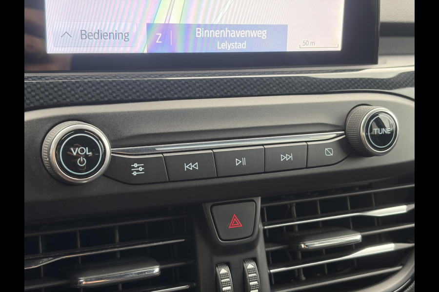 Ford FOCUS Wagon 1.0 EcoBoost ST Line Business ✓2e Eigenaar✓Carplay✓Trekhaak✓Camera✓Keyless✓Stoelverw✓Clima✓Cruise✓Dealer Onderhouden✓Recent beurt gehad✓PDc V+A✓6 Bak✓125pk✓Lm velgen✓Bj 11-2019✓N.A.P✓Apk tot 01-2029