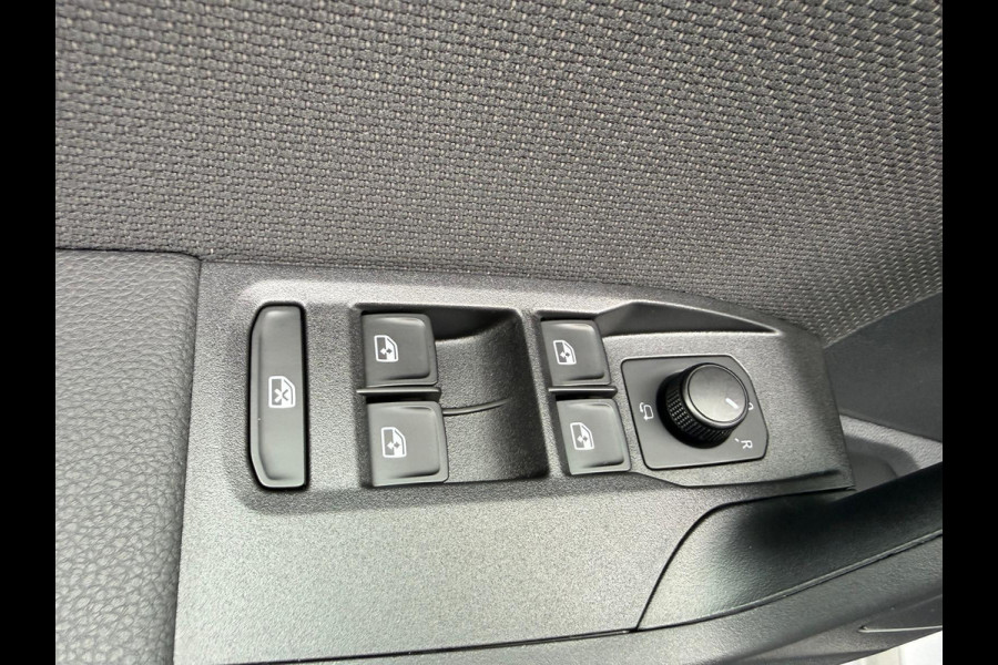 Seat Arona 1.0 TSI Xcellence Business Intense | LED | LAGE KM | ACC | CLIMA | CAMERA | CARPLAY | TREKHAAK |