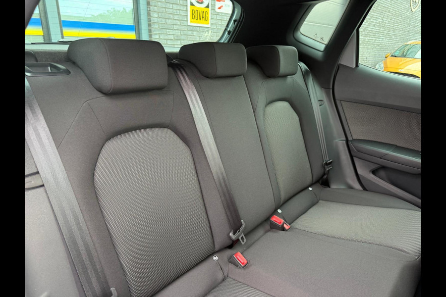 Seat Arona 1.0 TSI Xcellence Business Intense | LED | LAGE KM | ACC | CLIMA | CAMERA | CARPLAY | TREKHAAK |