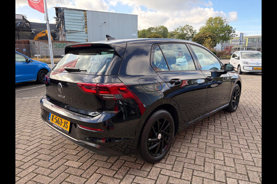 Volkswagen Golf 1.0 TSI Black Edition / CarPlay / NL-auto