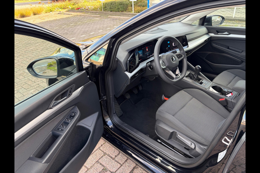 Volkswagen Golf 1.0 TSI Black Edition / CarPlay / NL-auto