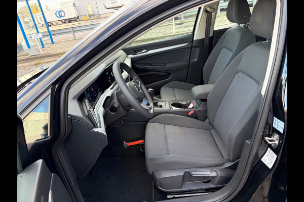 Volkswagen Golf 1.0 TSI Black Edition / CarPlay / NL-auto