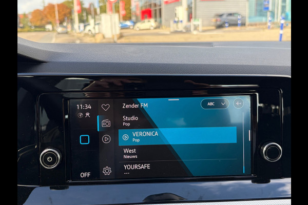 Volkswagen Golf 1.0 TSI Black Edition / CarPlay / NL-auto