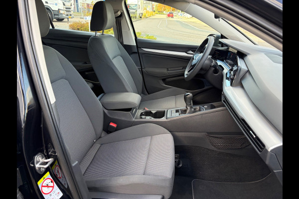 Volkswagen Golf 1.0 TSI Black Edition / CarPlay / NL-auto