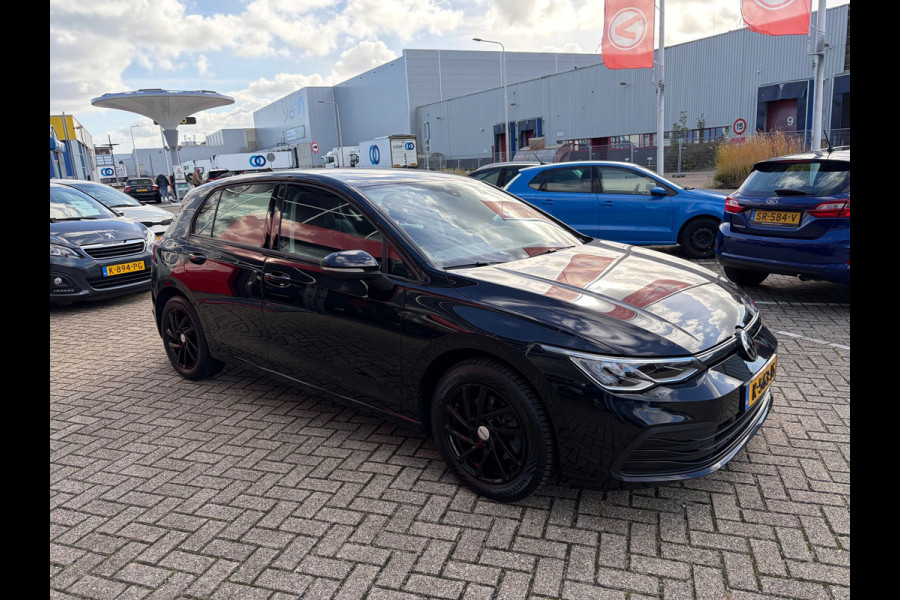 Volkswagen Golf 1.0 TSI Black Edition / CarPlay / NL-auto