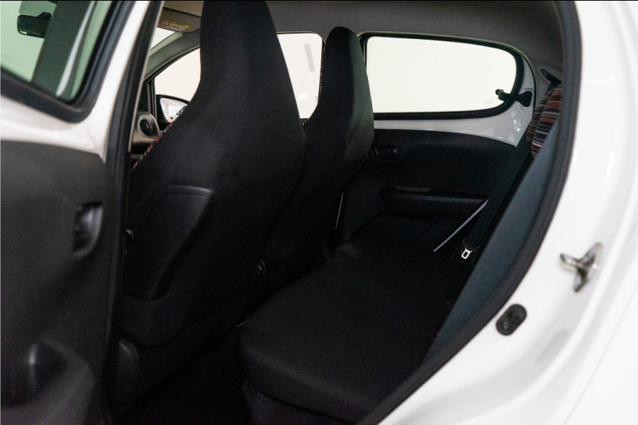 Citroën C1 1.0 VTi Feel 73PK | Camera | DAB | Navi | Autom. Airco | Elektr. Ramen | Garantie