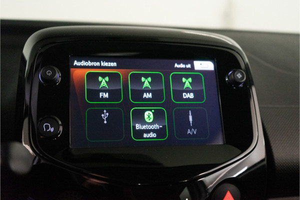 Citroën C1 1.0 VTi Feel 73PK | Camera | DAB | Navi | Autom. Airco | Elektr. Ramen | Garantie