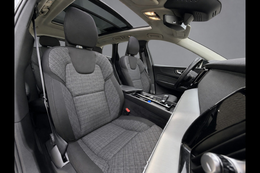 Volvo XC60 2.0 T6 Plug-in hybrid AWD Essential Bright, panoramadak, 1 e eigenaar, Origineel NL auto met nationale auto pas