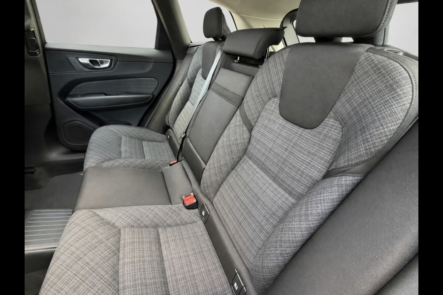 Volvo XC60 2.0 T6 Plug-in hybrid AWD Essential Bright, panoramadak, 1 e eigenaar, Origineel NL auto met nationale auto pas