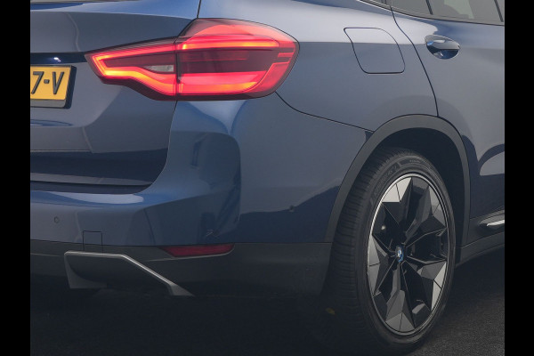 BMW iX3 High Executive 80 kWh 286pk Dealer O.H | SOH 95,5% | | Panodak | Head Up | Adaptive Cruise | 360 Camera | Harman / Kardon | Lederen Sportstoelen Memory & Verwarmd | Keyless | Apple Carplay | Blis | Sfeerverlichting | DAB | Navigatie | 20"L.M |