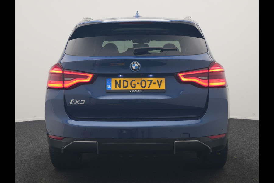 BMW iX3 High Executive 80 kWh 286pk Dealer O.H | SOH 95,5% | | Panodak | Head Up | Adaptive Cruise | 360 Camera | Harman / Kardon | Lederen Sportstoelen Memory & Verwarmd | Keyless | Apple Carplay | Blis | Sfeerverlichting | DAB | Navigatie | 20"L.M |