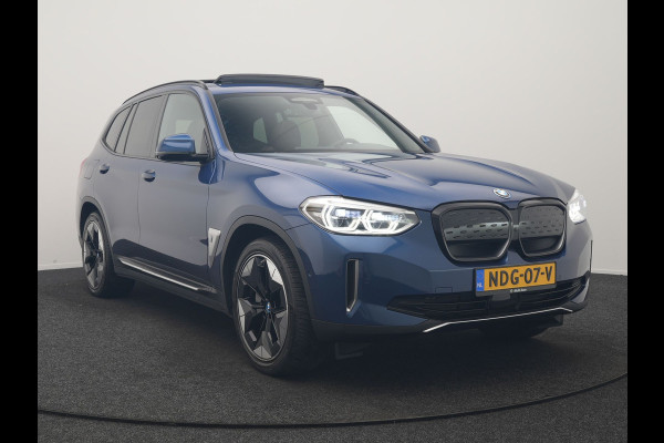 BMW iX3 High Executive 80 kWh 286pk Dealer O.H | SOH 95,5% | | Panodak | Head Up | Adaptive Cruise | 360 Camera | Harman / Kardon | Lederen Sportstoelen Memory & Verwarmd | Keyless | Apple Carplay | Blis | Sfeerverlichting | DAB | Navigatie | 20"L.M |