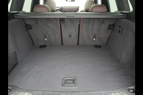 BMW iX3 High Executive 80 kWh 286pk Dealer O.H | SOH 95,5% | | Panodak | Head Up | Adaptive Cruise | 360 Camera | Harman / Kardon | Lederen Sportstoelen Memory & Verwarmd | Keyless | Apple Carplay | Blis | Sfeerverlichting | DAB | Navigatie | 20"L.M |