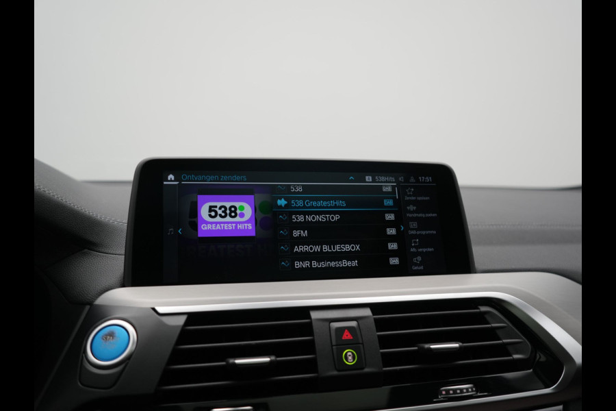 BMW iX3 High Executive 80 kWh 286pk Dealer O.H | SOH 95,5% | | Panodak | Head Up | Adaptive Cruise | 360 Camera | Harman / Kardon | Lederen Sportstoelen Memory & Verwarmd | Keyless | Apple Carplay | Blis | Sfeerverlichting | DAB | Navigatie | 20"L.M |