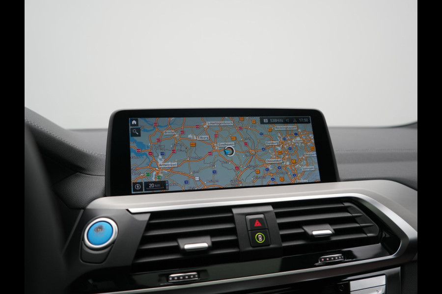 BMW iX3 High Executive 80 kWh 286pk Dealer O.H | SOH 95,5% | | Panodak | Head Up | Adaptive Cruise | 360 Camera | Harman / Kardon | Lederen Sportstoelen Memory & Verwarmd | Keyless | Apple Carplay | Blis | Sfeerverlichting | DAB | Navigatie | 20"L.M |