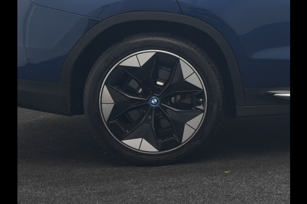 BMW iX3 High Executive 80 kWh 286pk Dealer O.H | SOH 95,5% | | Panodak | Head Up | Adaptive Cruise | 360 Camera | Harman / Kardon | Lederen Sportstoelen Memory & Verwarmd | Keyless | Apple Carplay | Blis | Sfeerverlichting | DAB | Navigatie | 20"L.M |