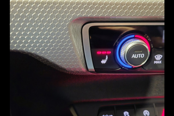 Audi A1 Sportback 30 TFSI edition one S-Line Groot Navi | Verw. stoelen | Carplay-Android | LED