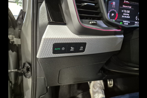 Audi A1 Sportback 30 TFSI edition one S-Line Groot Navi | Verw. stoelen | Carplay-Android | LED