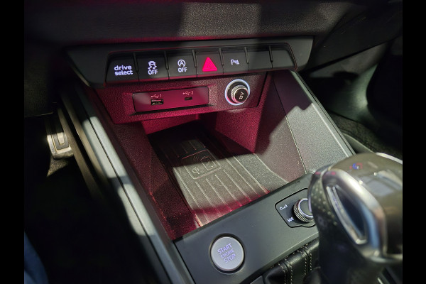 Audi A1 Sportback 30 TFSI edition one S-Line Groot Navi | Verw. stoelen | Carplay-Android | LED