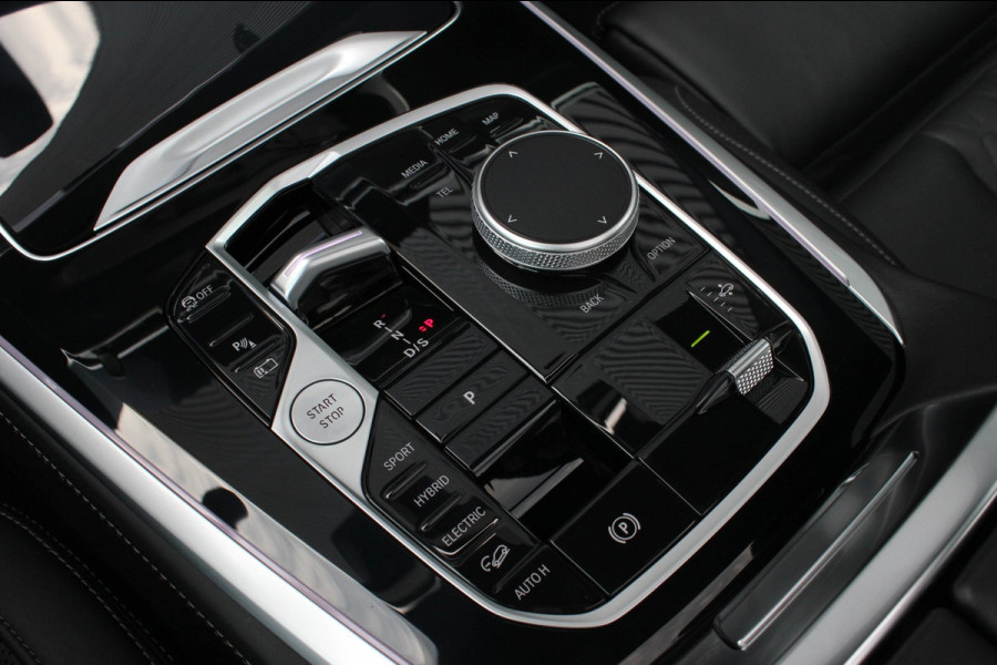 BMW X5 XDrive50e High Executive M-SPORT PRO / M-SEATS / SOFT CLOSE / PANO- DAK / LUCHTVERING / DRIVING ASSISANT PROFESSIONAL