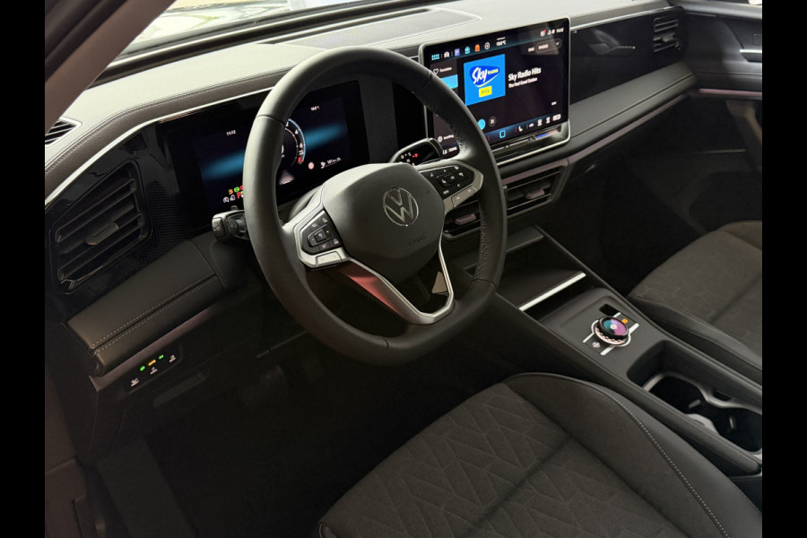 Volkswagen Tiguan 1.5 eHYBRID TREKHAAK PANORAMA STOEL/STUUR VERW CAMERA ELEK.KLEP PHEV PLUG IN HYBRID