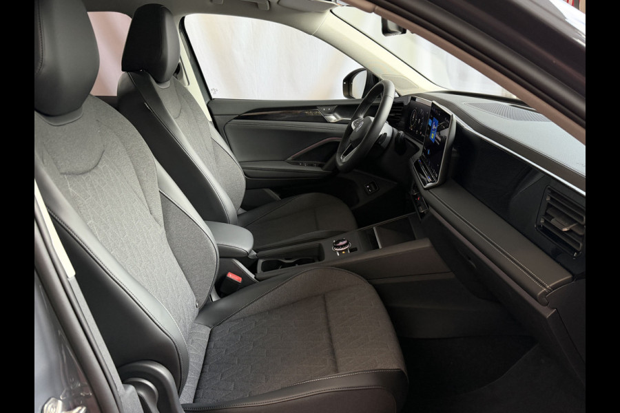 Volkswagen Tiguan 1.5 eHYBRID TREKHAAK PANORAMA STOEL/STUUR VERW CAMERA ELEK.KLEP PHEV PLUG IN HYBRID