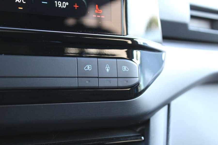 Ford e-Transit Custom Tourneo 65 kWh Sport | Trekhaak | 8P | Panoramadak | BLIS | Full Options
