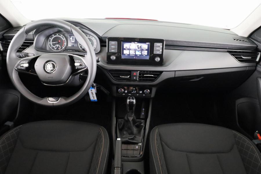 Škoda Kamiq 1.0 TSI Ambition 110 pk Automaat (DSG) | Verlengde garantie | Navigatie via App | Autom. airco | Parkeersensoren achter |