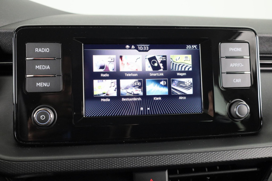 Škoda Kamiq 1.0 TSI Ambition 110 pk Automaat (DSG) | Verlengde garantie | Navigatie via App | Autom. airco | Parkeersensoren achter |