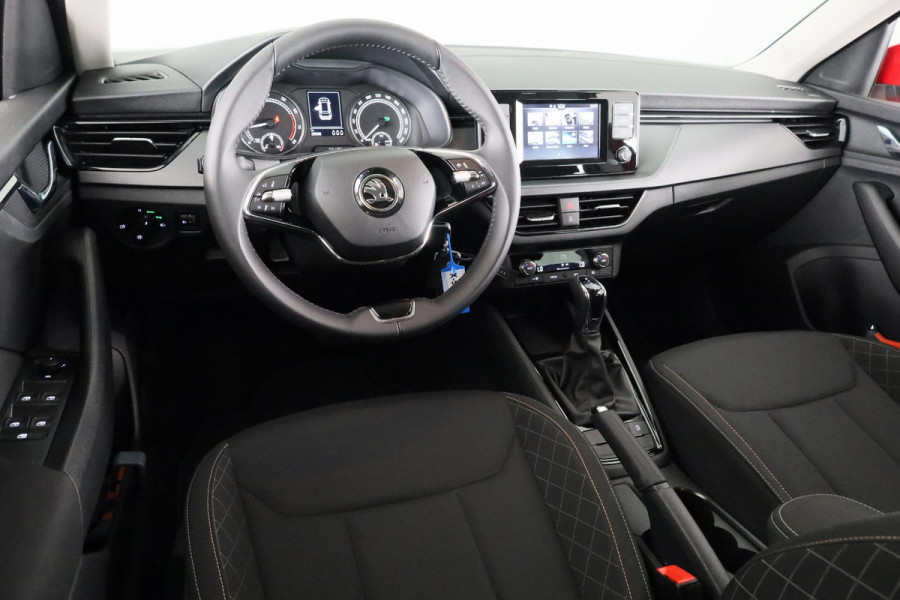Škoda Kamiq 1.0 TSI Ambition 110 pk Automaat (DSG) | Verlengde garantie | Navigatie via App | Autom. airco | Parkeersensoren achter |