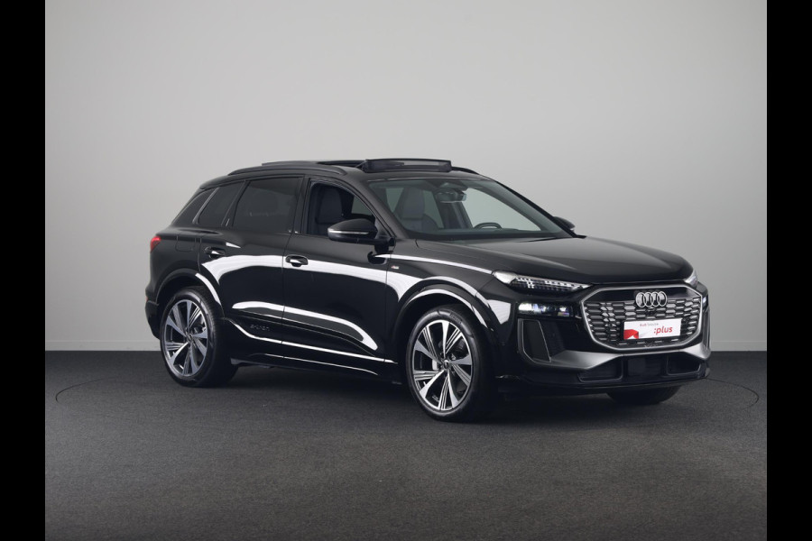 Audi Q6 e-tron S edition quattro 100 kWh 367 pk | Panoramadak | Warmtepomp | Navigatie  | Trekhaak (wegklapbaar) | Park assist | 360° camera | HUD | Passagiersscherm | Bang & Olufsen | S-Line | | Verlengde garantie