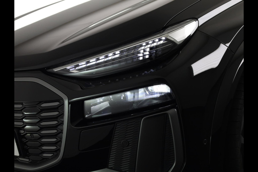 Audi Q6 e-tron S edition quattro 100 kWh 367 pk | Panoramadak | Warmtepomp | Navigatie  | Trekhaak (wegklapbaar) | Park assist | 360° camera | HUD | Passagiersscherm | Bang & Olufsen | S-Line | | Verlengde garantie
