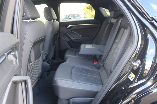 Audi Q3 Sportback 45 TFSI quattro ed. one S-Line 1e EIG_LED_ADAP-CRUIS_PANO_B&O_20-INCH.