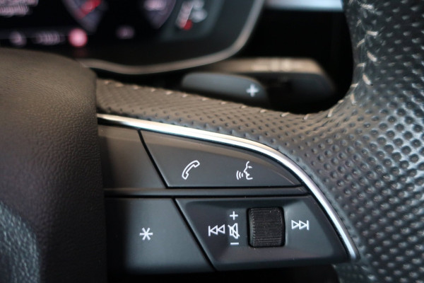 Audi Q3 Sportback 45 TFSI quattro ed. one S-Line 1e EIG_LED_ADAP-CRUIS_PANO_B&O_20-INCH.